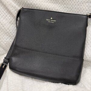 Black pebbled leather kate spade swingpack crossbody purse
